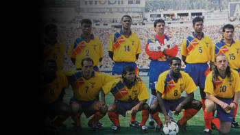 Encuentro de Juan Pablo II con los jóvenes en el estadio Olímpico Atahualpa, en 1985. Foto cortesía de Revista Vistazo.