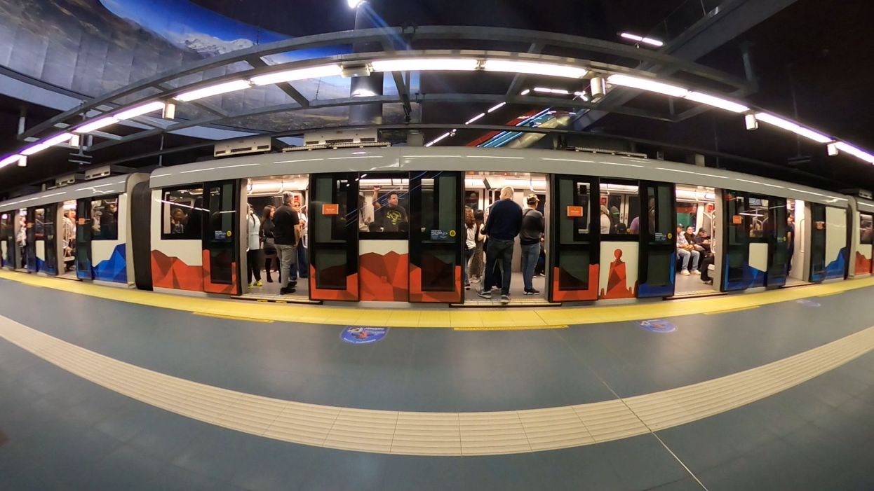Andén del Metro de Quito