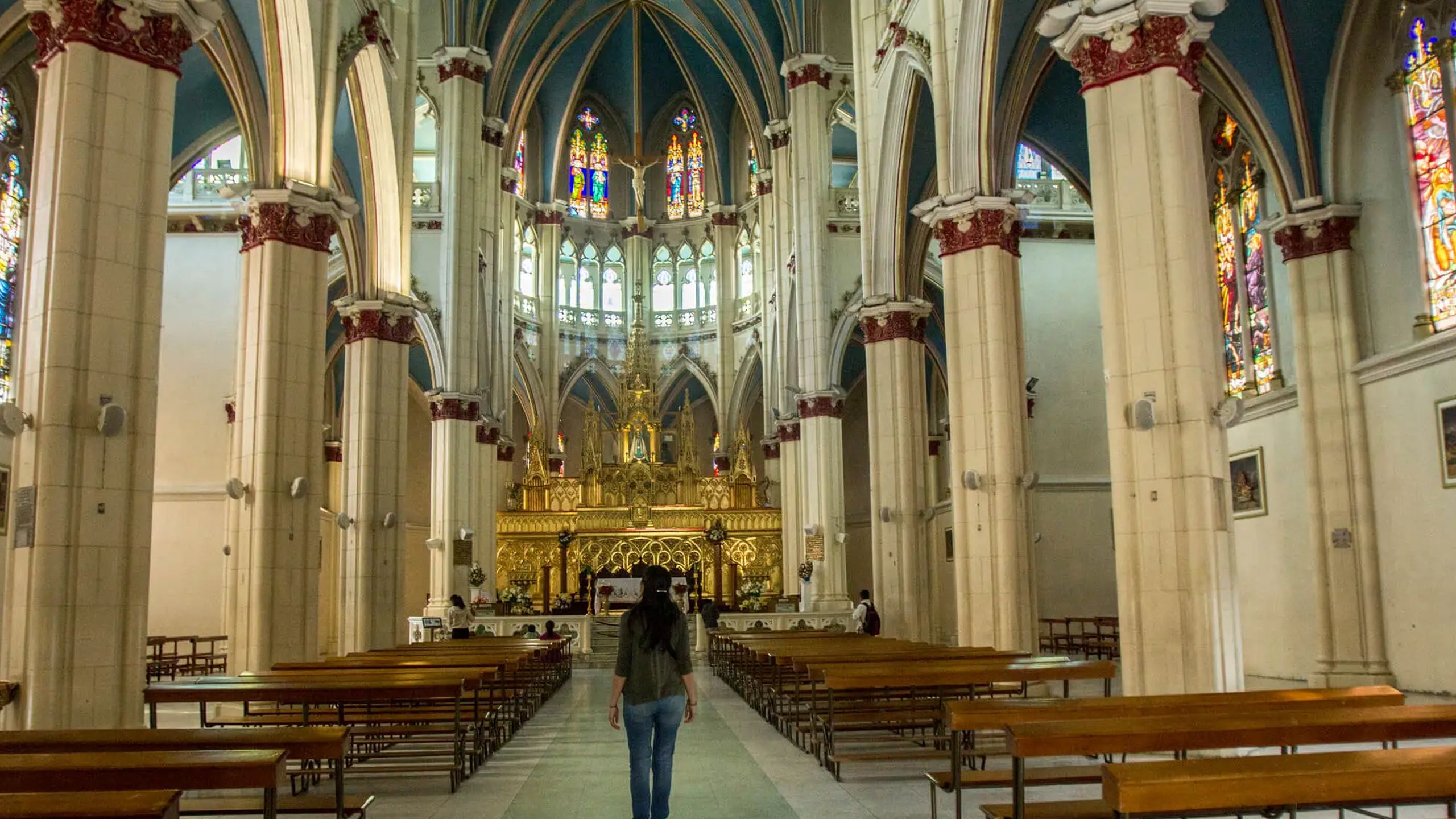 Interior del Santuario 